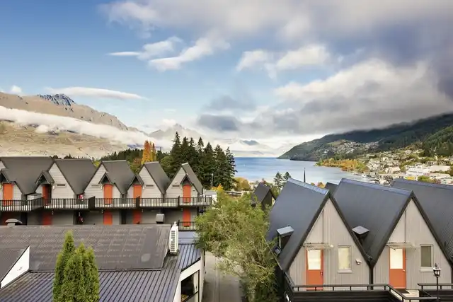 Heartland Hotel Queenstown Aussenansicht
