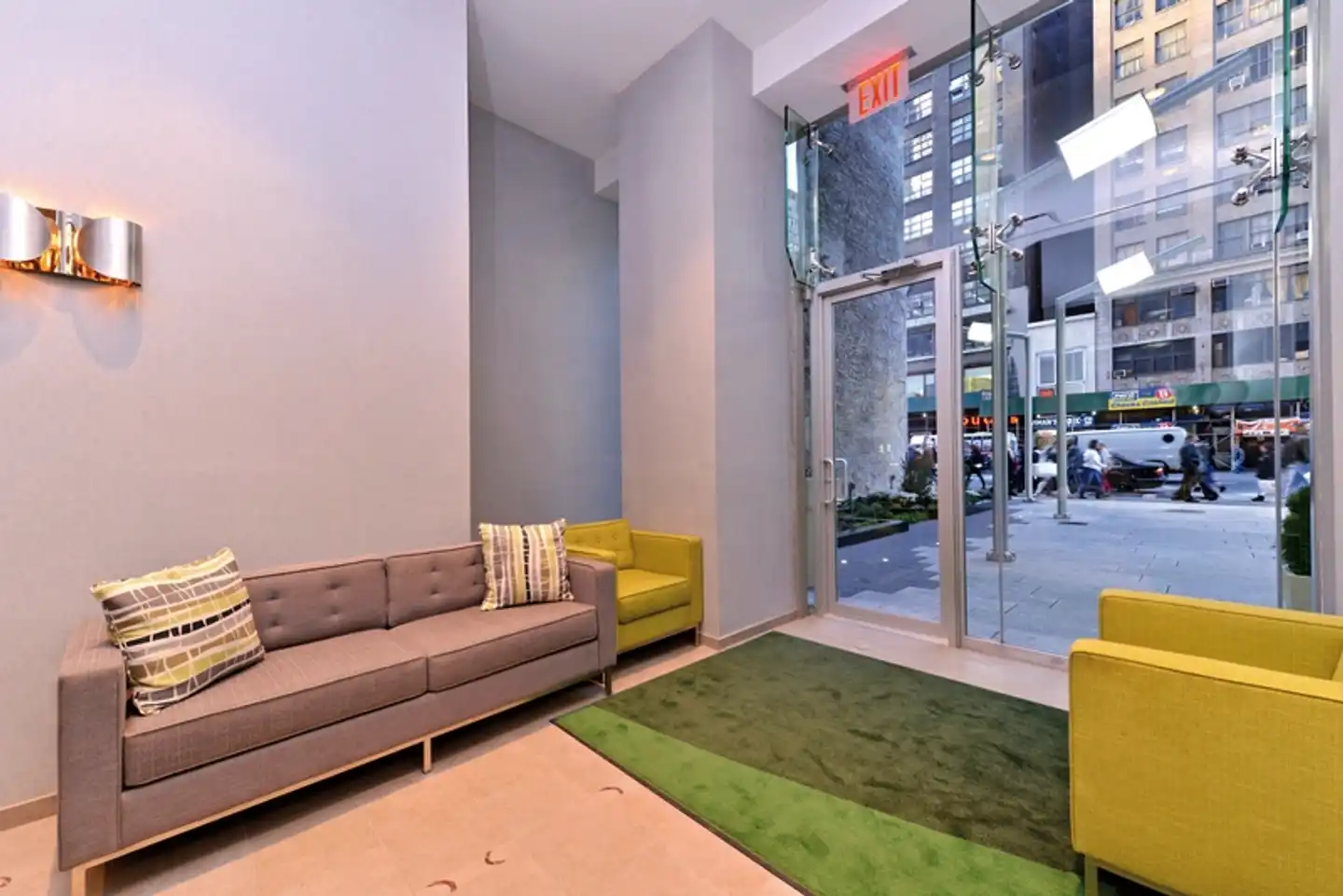 Holiday Inn New York City Times Square Lobby