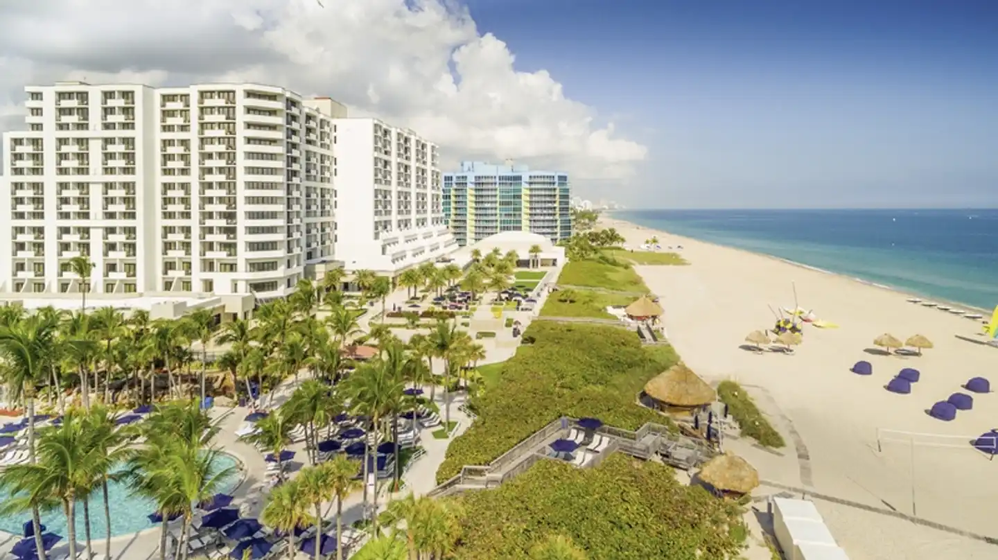 Marriott Harbor Beach Resort & Spa Aussenansicht