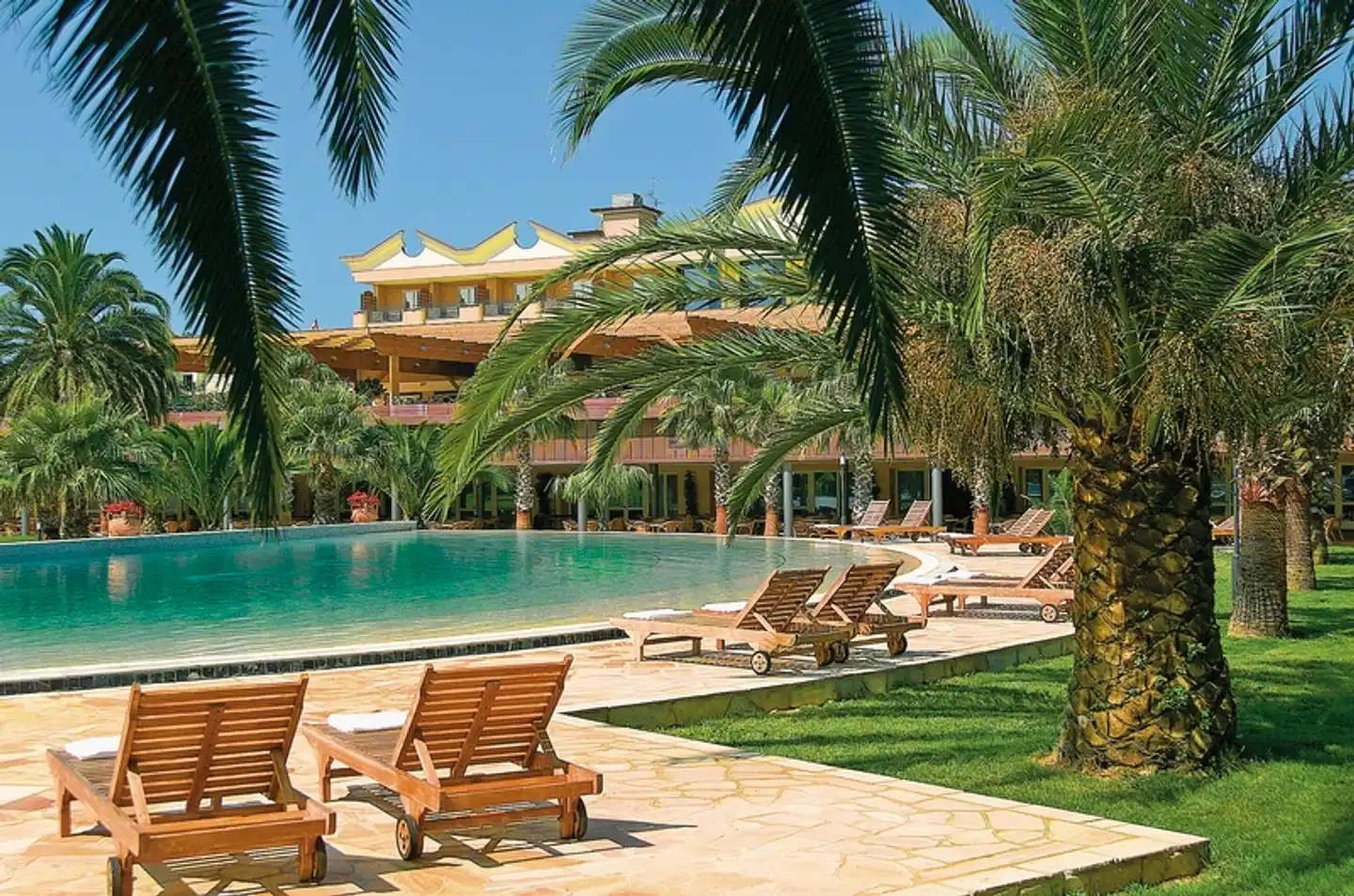 Savoy Hotel & Spa Pool