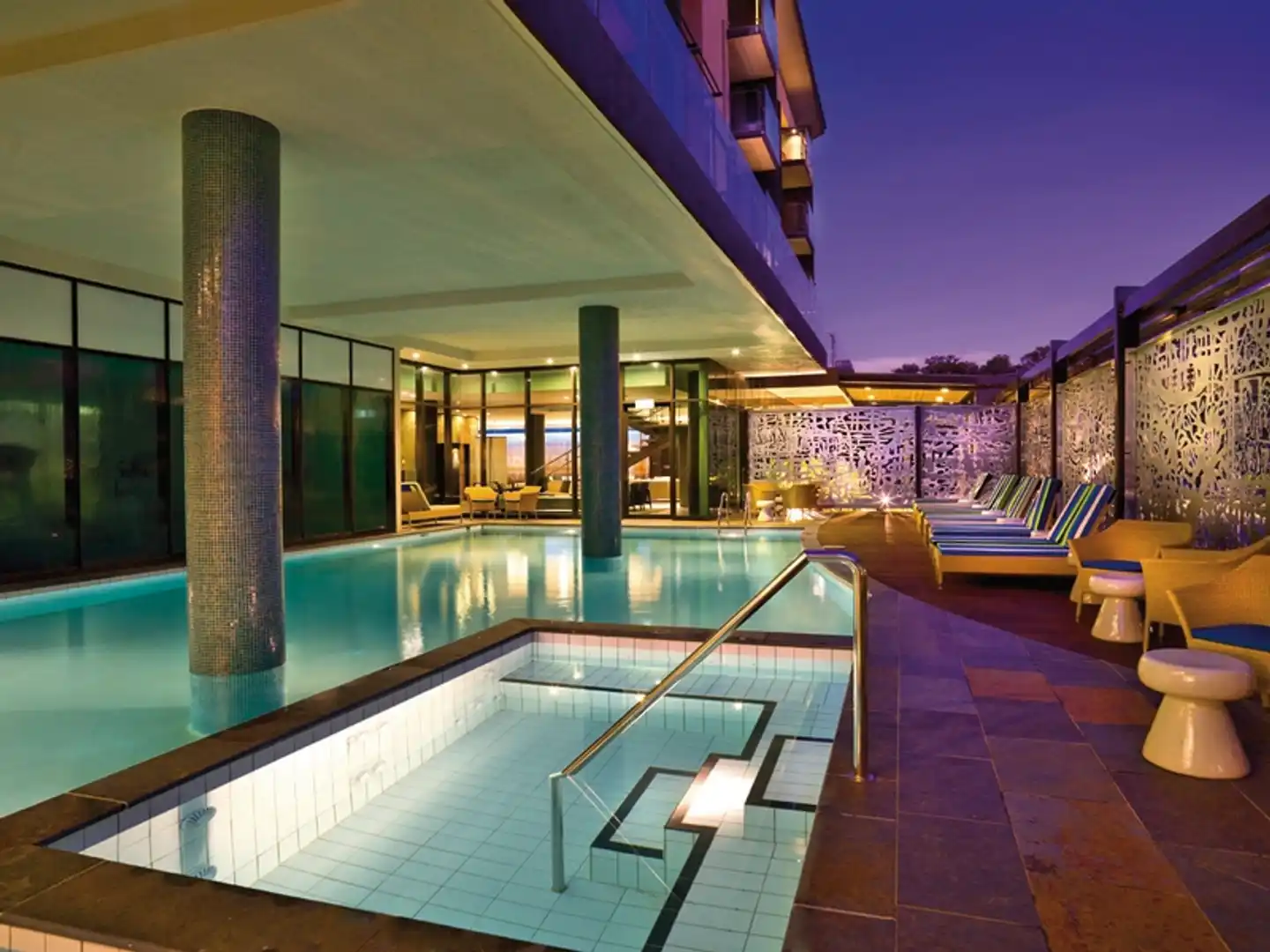 Adina Apartment Hotel Darwin Waterfront Hallenbad