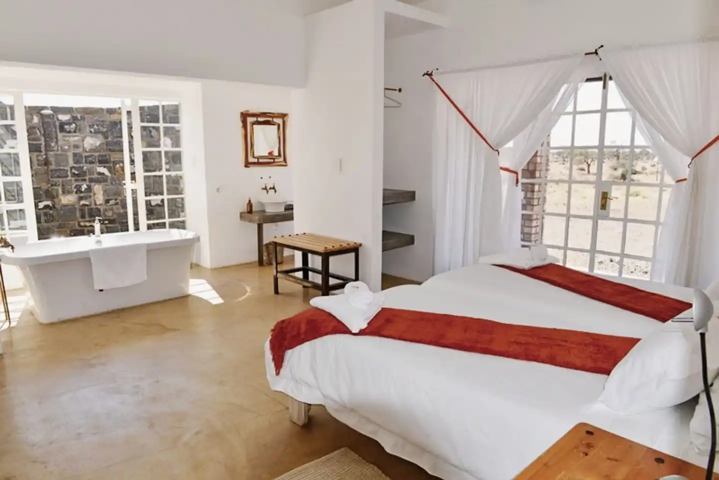 Alte Kalkoefen Lodge Wohnbeispiel