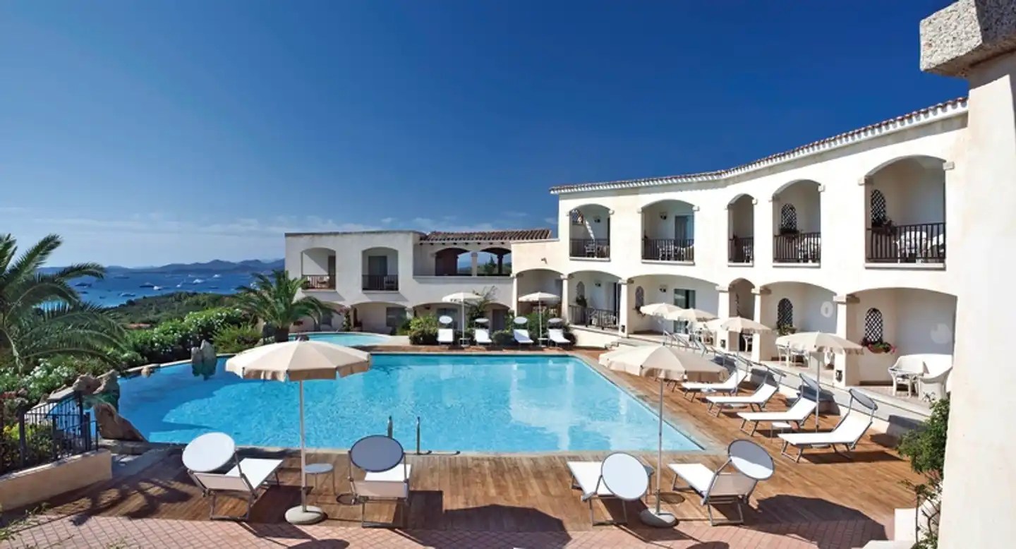 Petra Bianca Pool