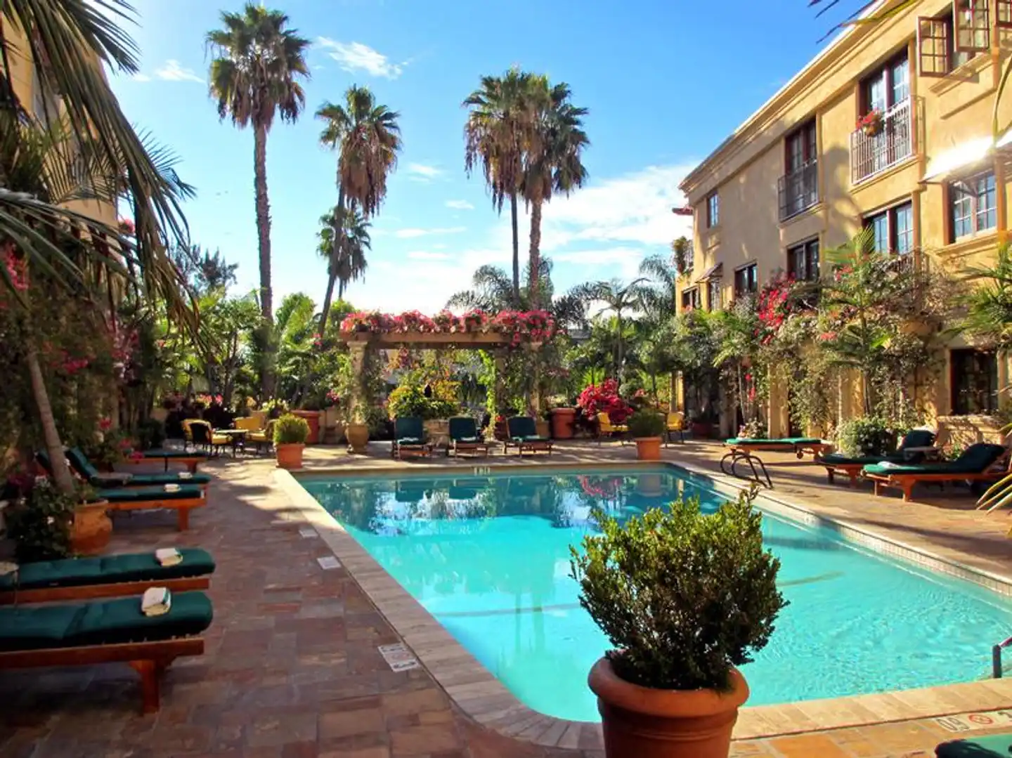Best Western Plus Sunset Plaza Hotel Pool