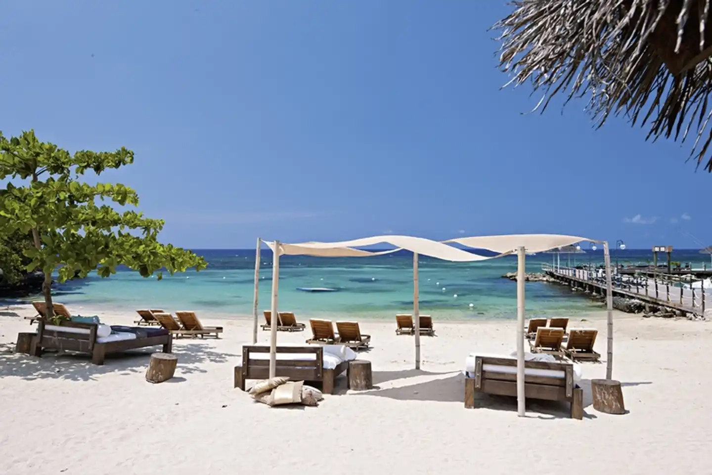 Sandals Ochi Beach Resort Strand