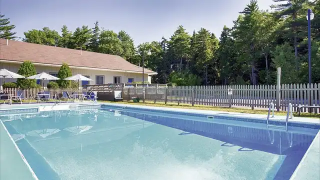 Best Western Acadia Park Inn Pool