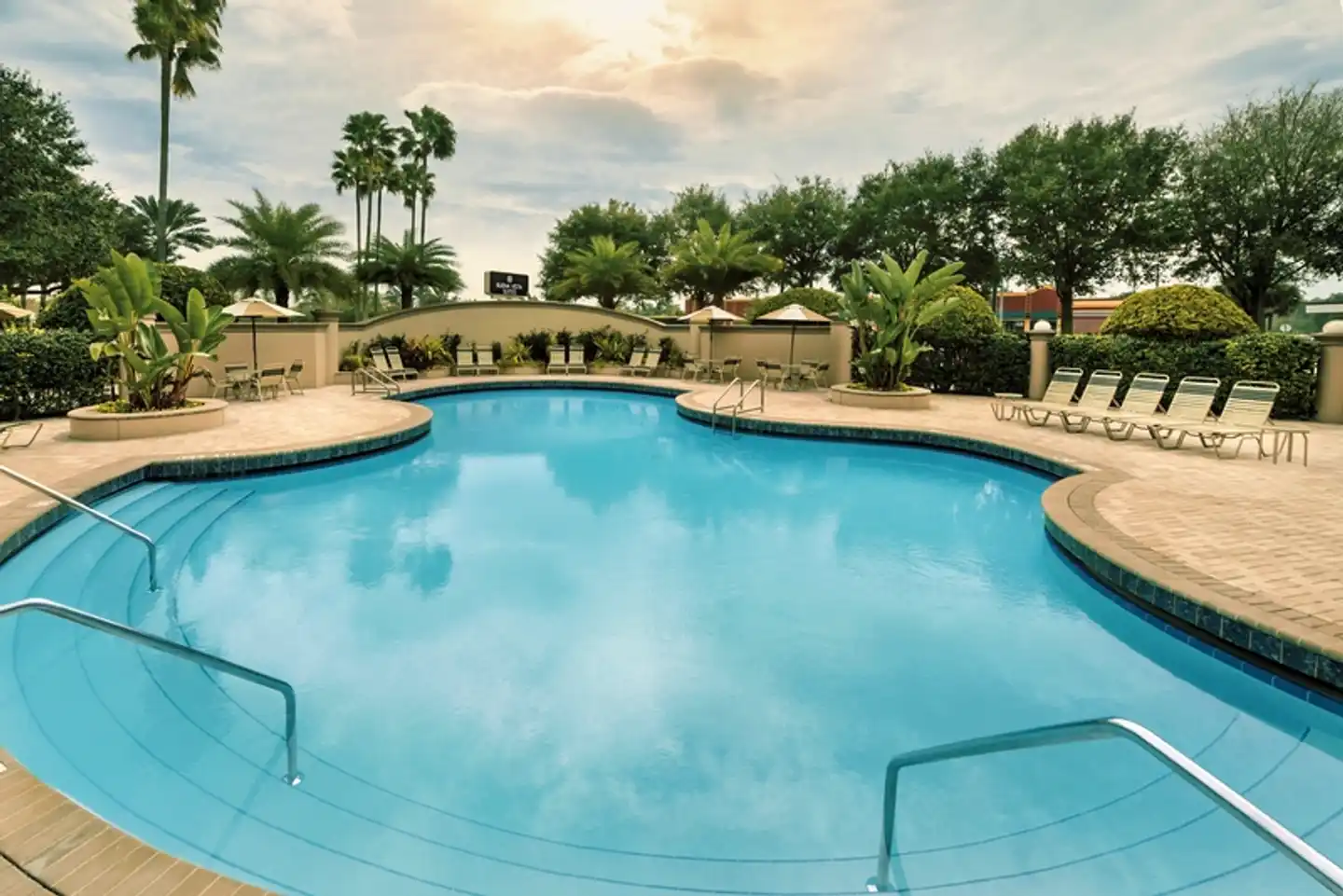 Buena Vista Suites Pool