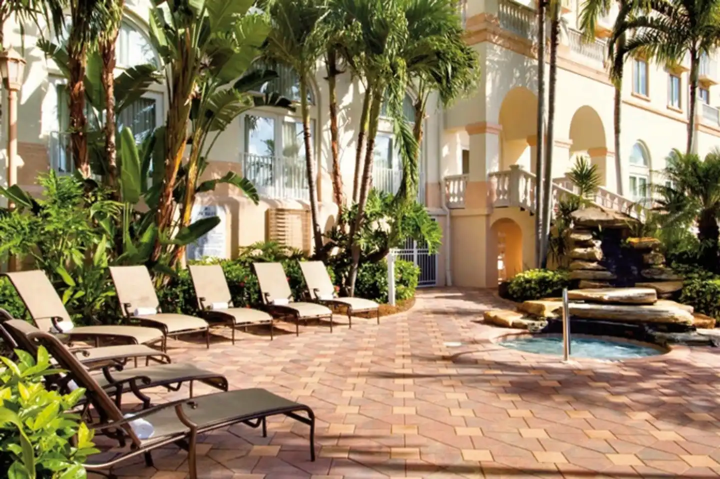 Hilton Naples Wellness