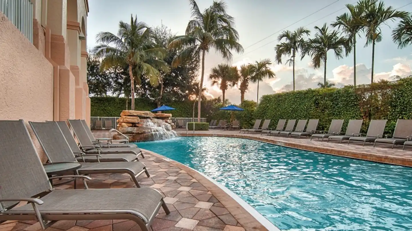 Hilton Naples Pool
