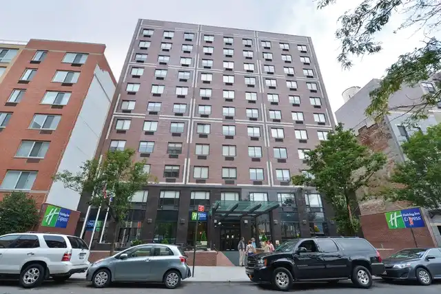 Holiday Inn Express Manhattan Midtown West Aussenansicht