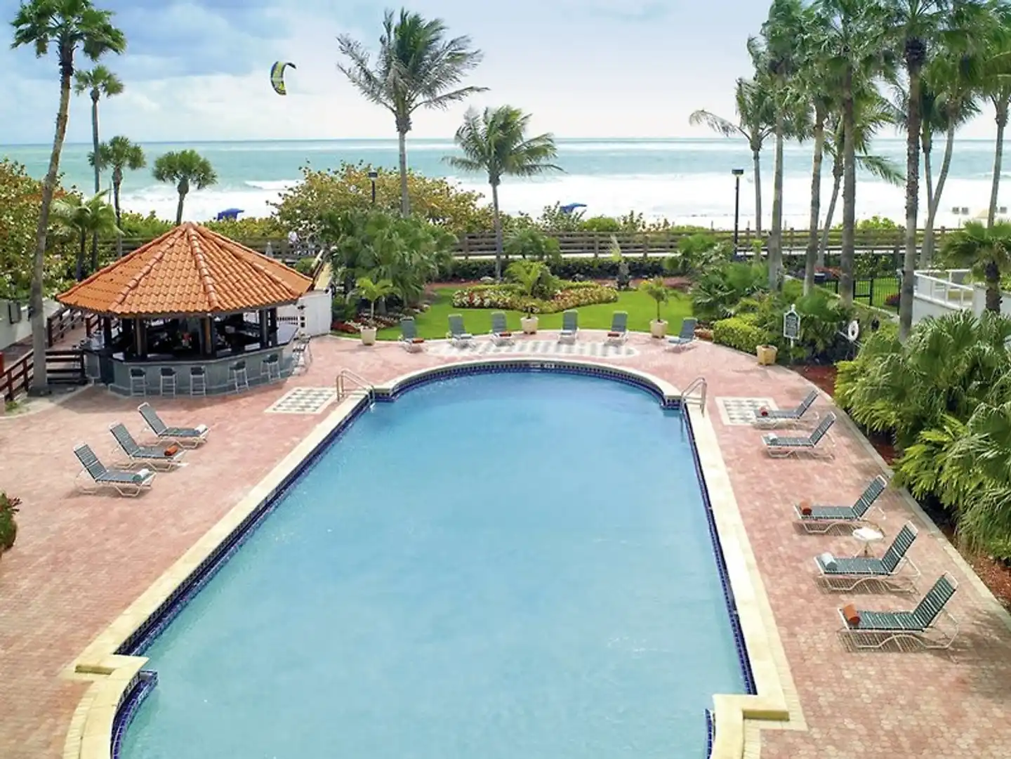 Lexington Hotel Miami Beach Pool