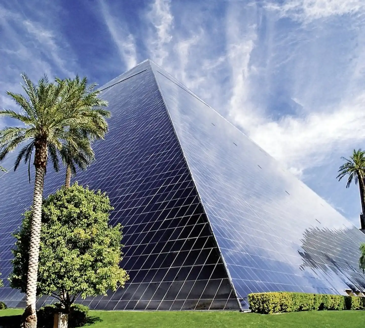 Luxor Las Vegas Aussenansicht