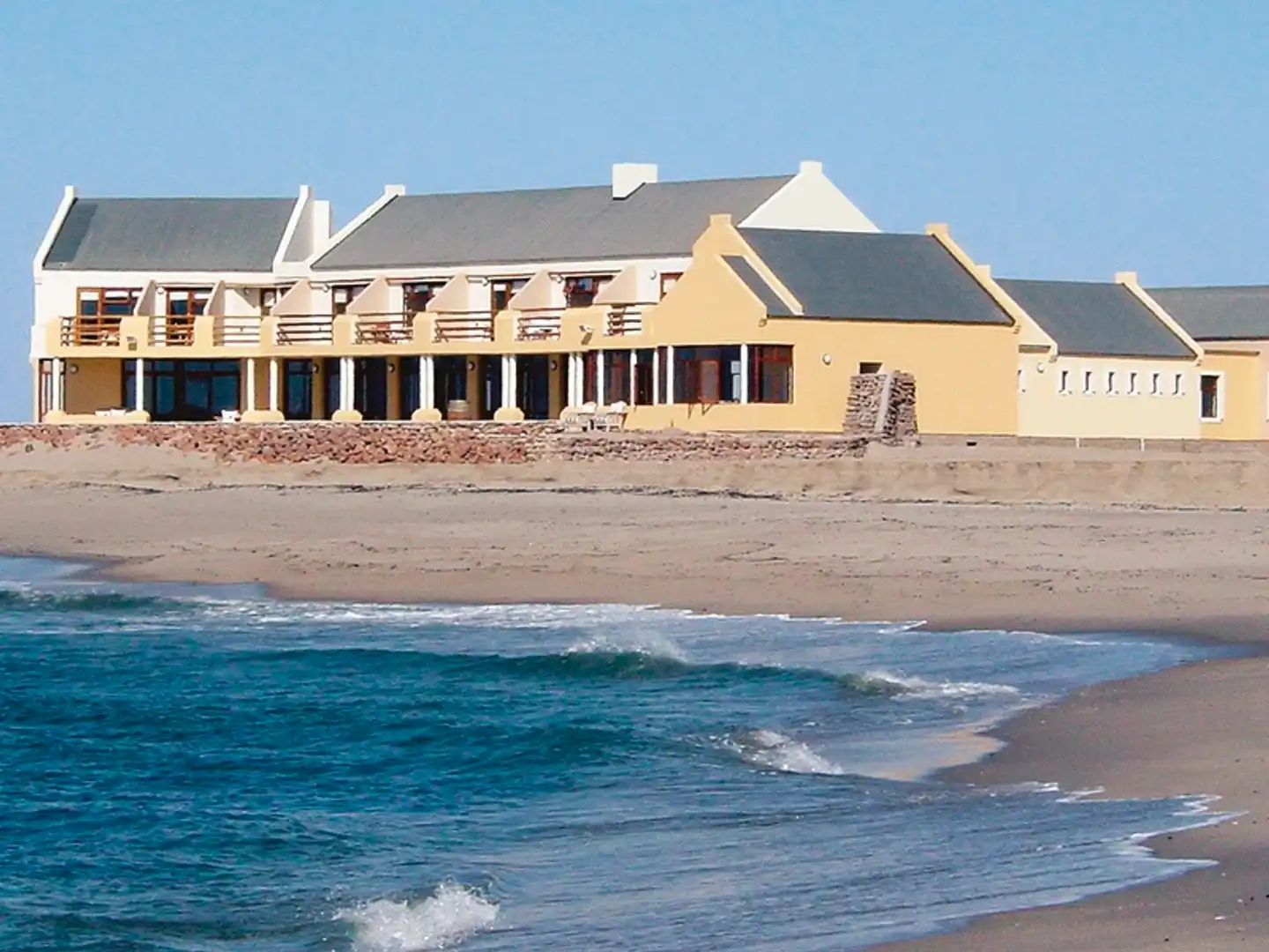 Cape Cross Lodge Aussenansicht