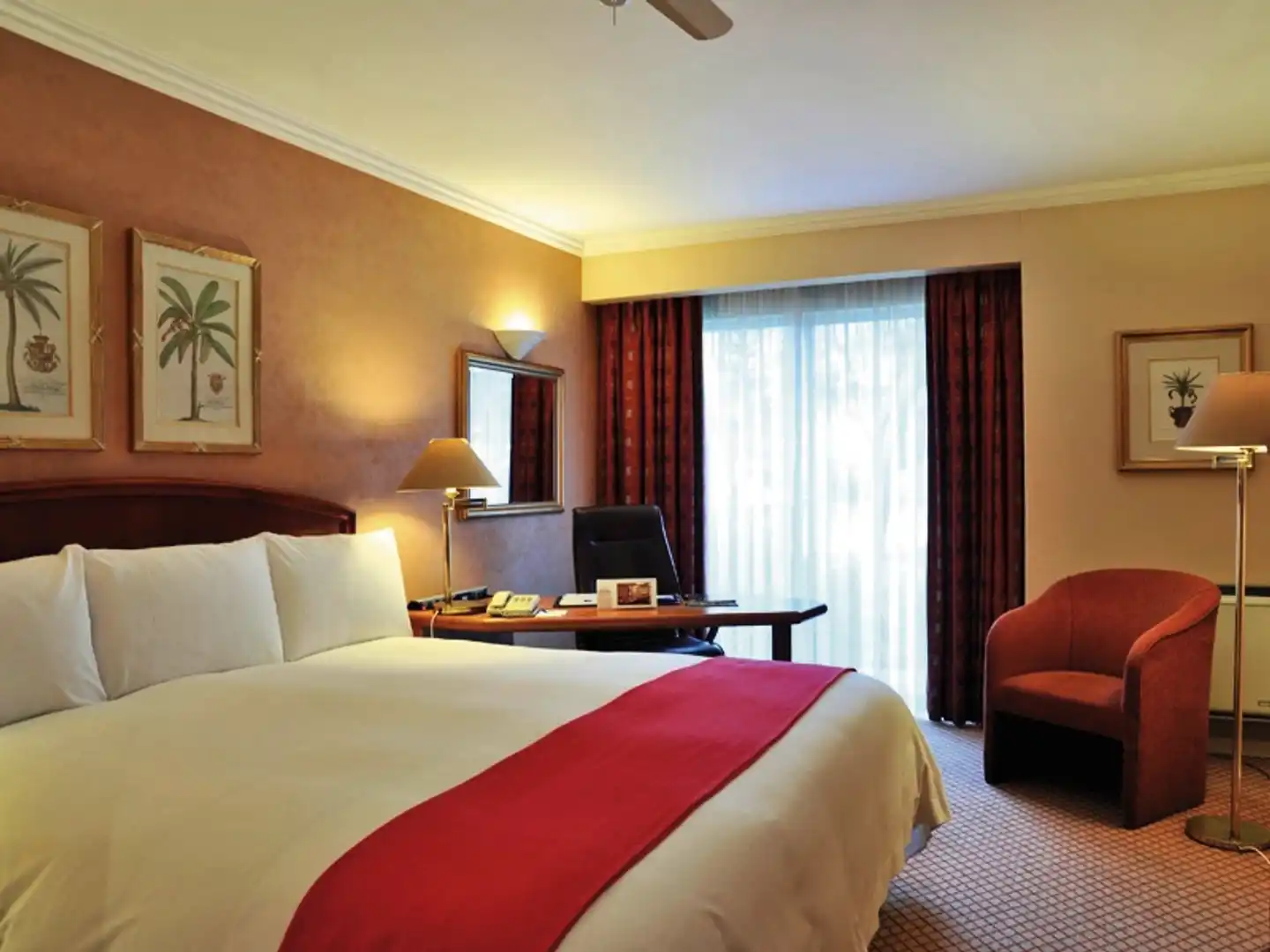 Protea Hotel Balalaika Sandton Wohnbeispiel