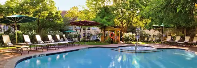 Protea Hotel Balalaika Sandton Pool