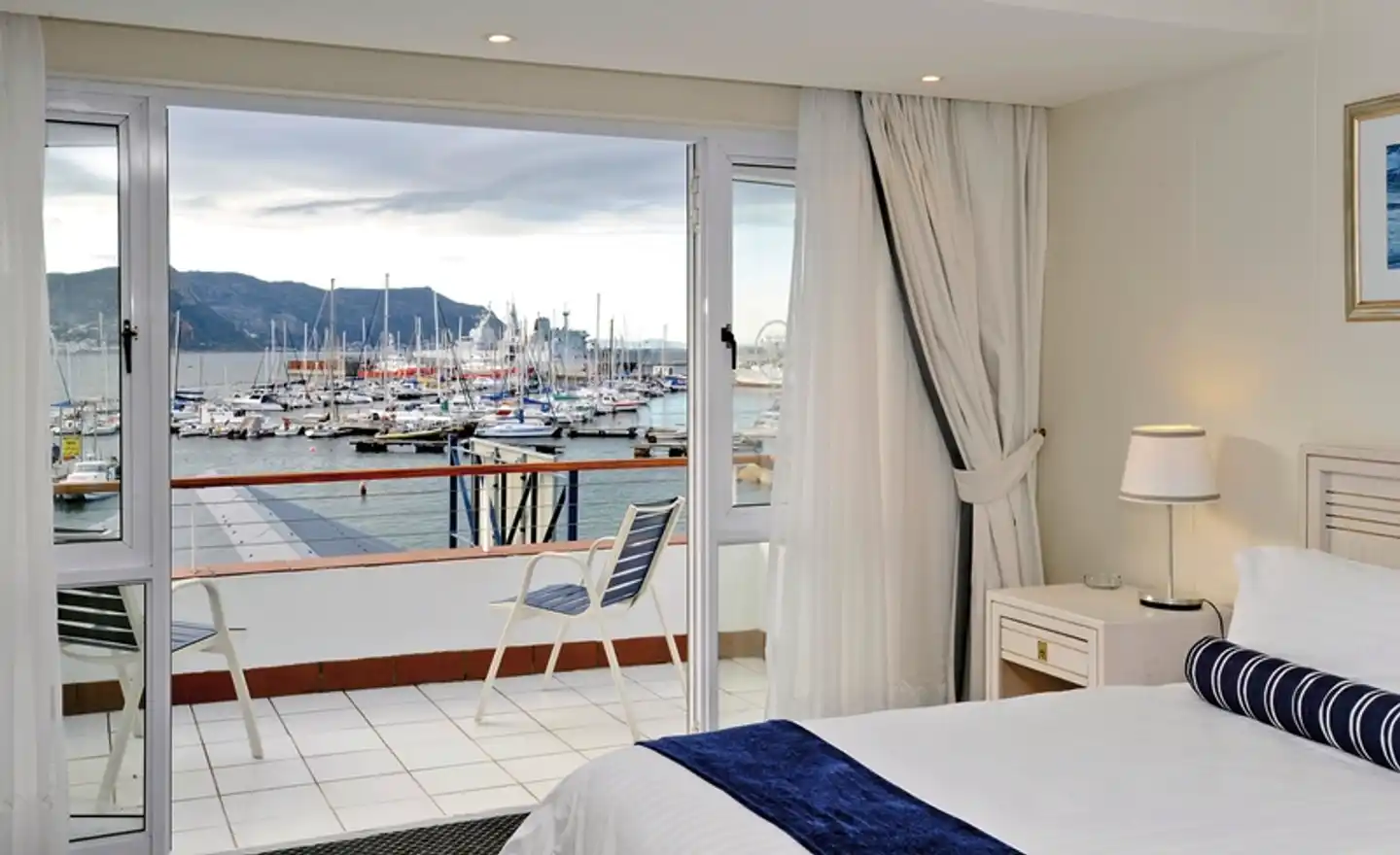 Simons Town Quayside Hotel Wohnbeispiel