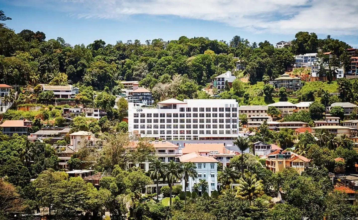 Radisson Hotel Kandy Aussenansicht