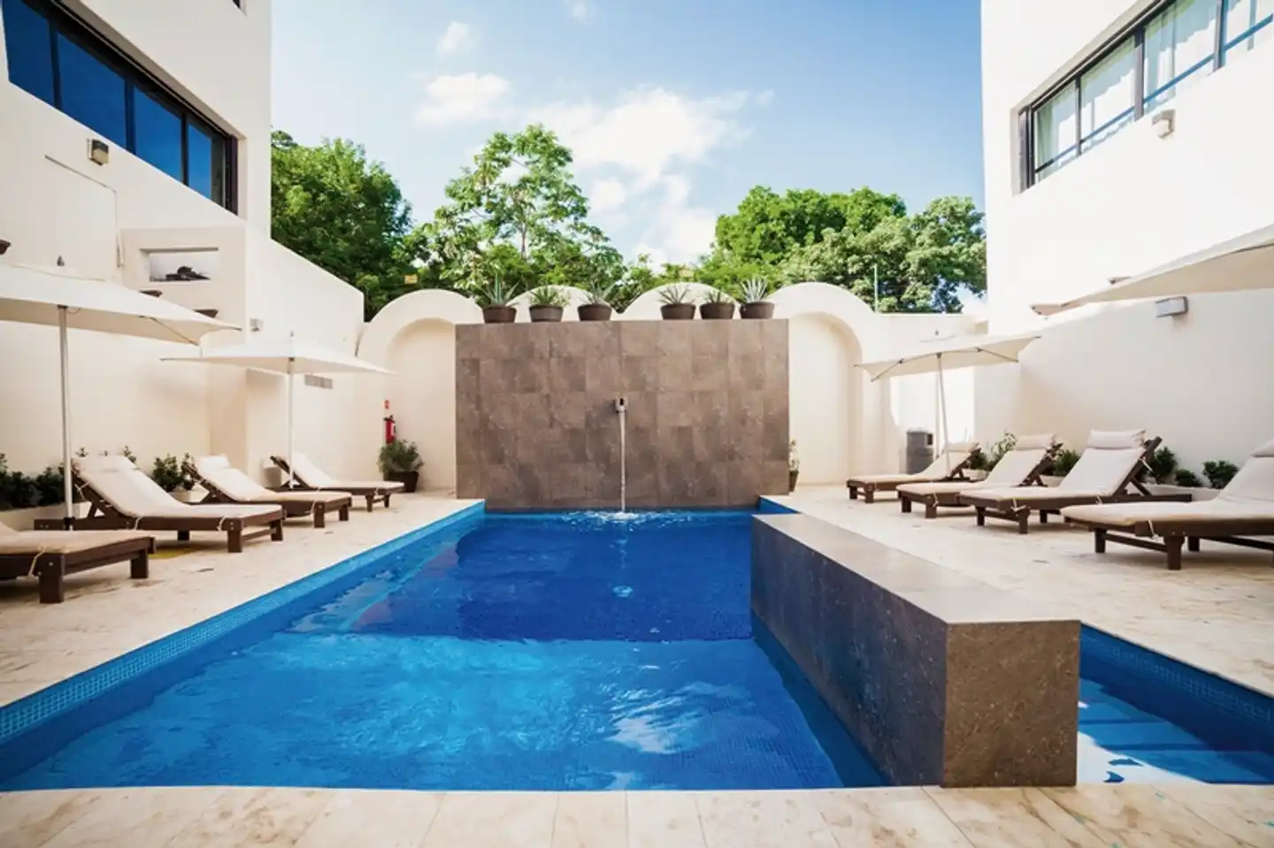 Aspira Hotel Playa del Carmen Pool