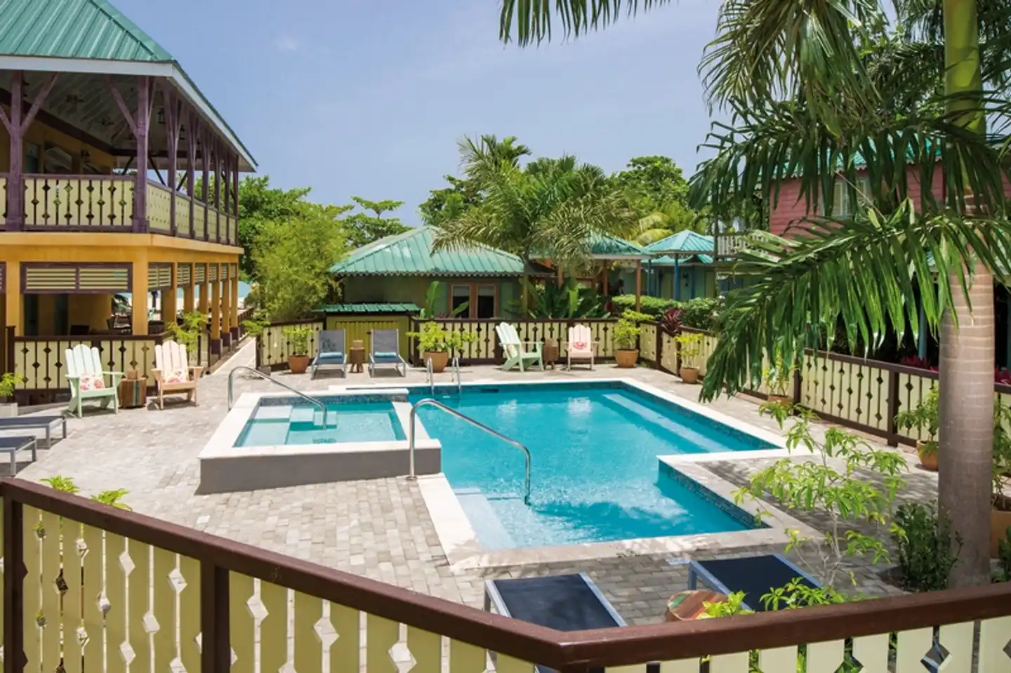 Country Country Pool