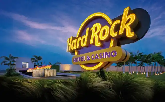 Hard Rock Hotel & Casino Punta Cana Aussenansicht