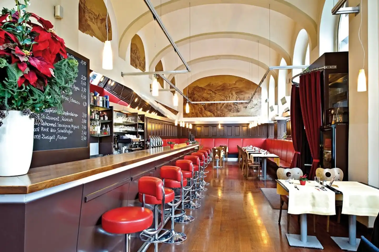 Hotel Regina Bar