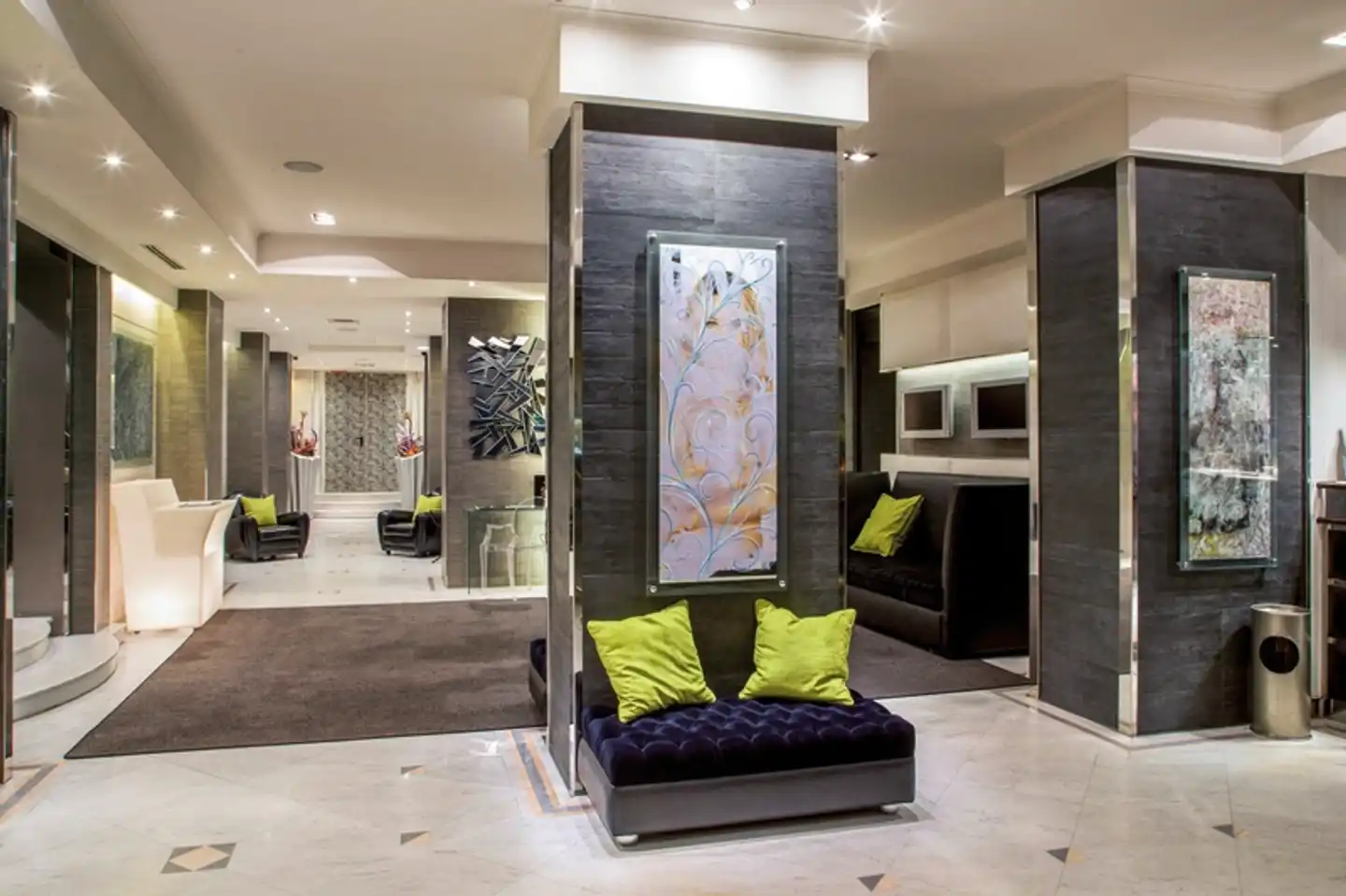 Hotel Ariston Lobby