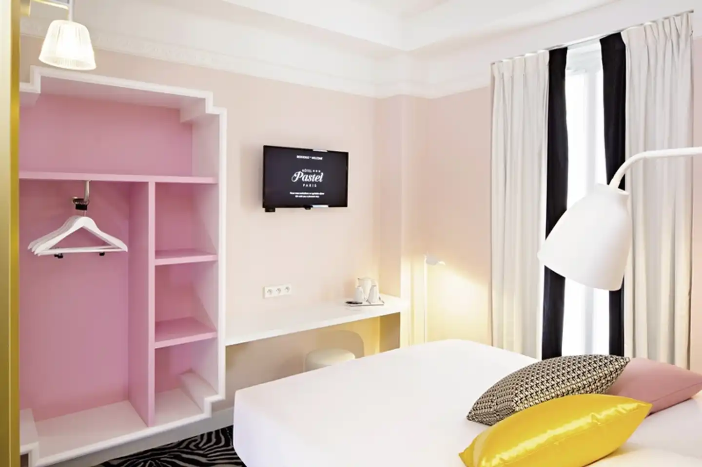 Hotel Pastel Paris Wohnbeispiel