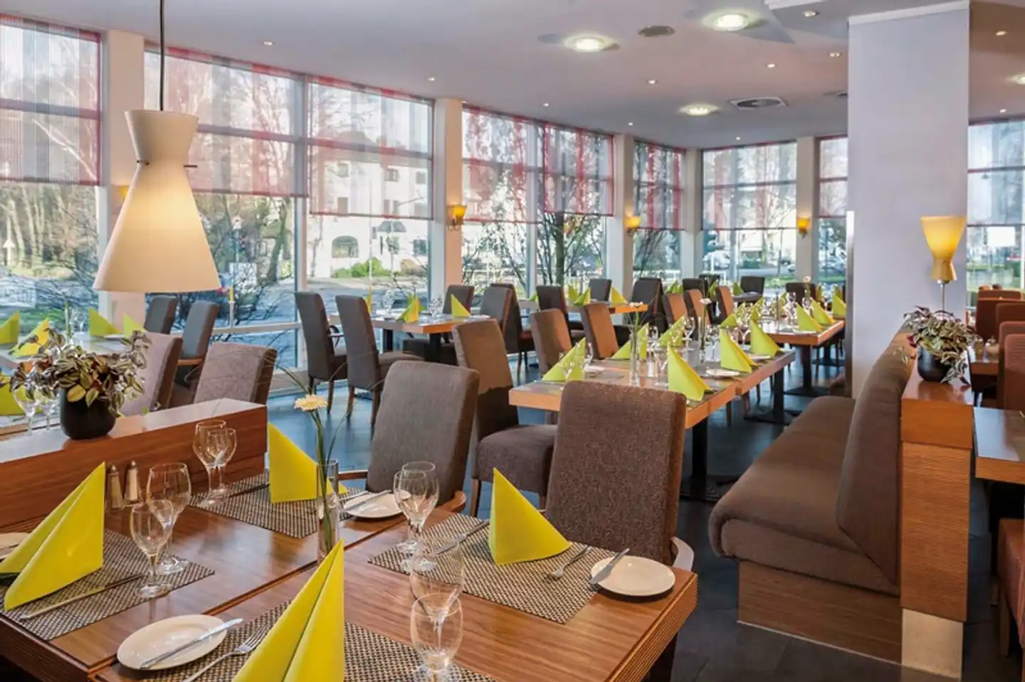 Essential by Dorint Köln-Junkersdorf Restaurant
