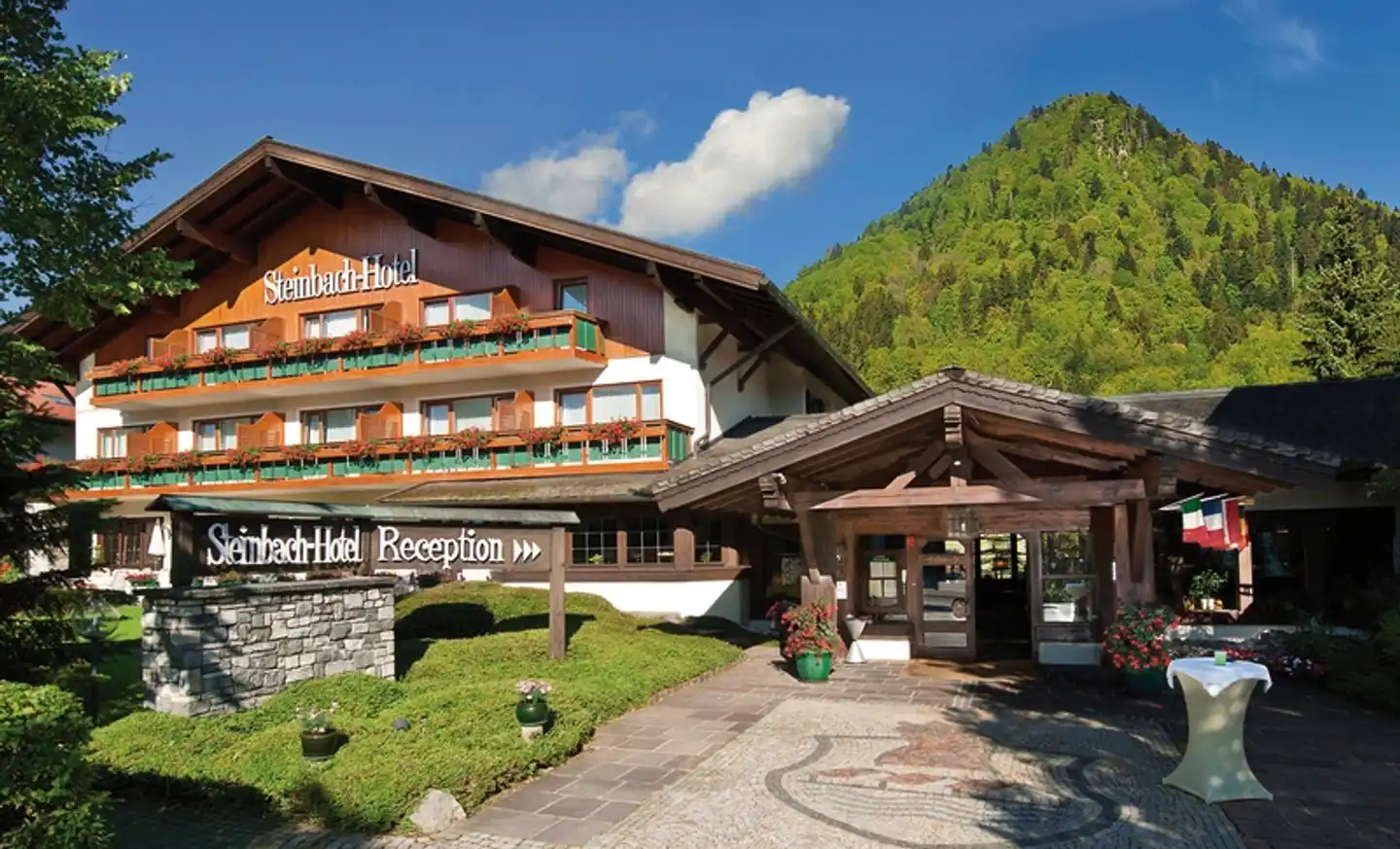 Steinbach-Hotel Aussenansicht