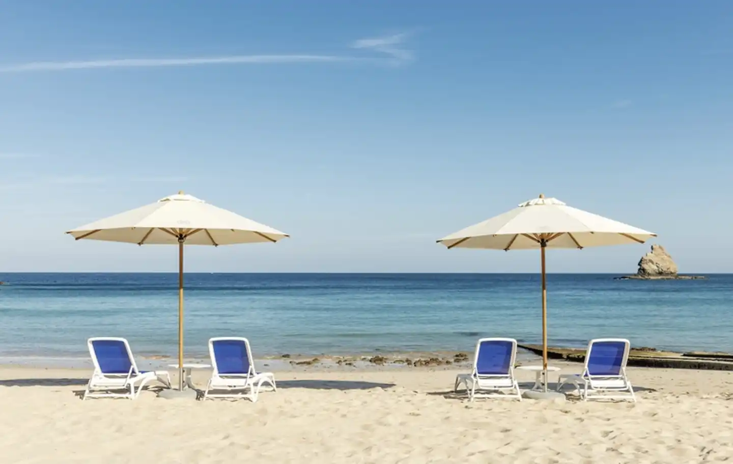 Sheraton Hotel Muscat Strand
