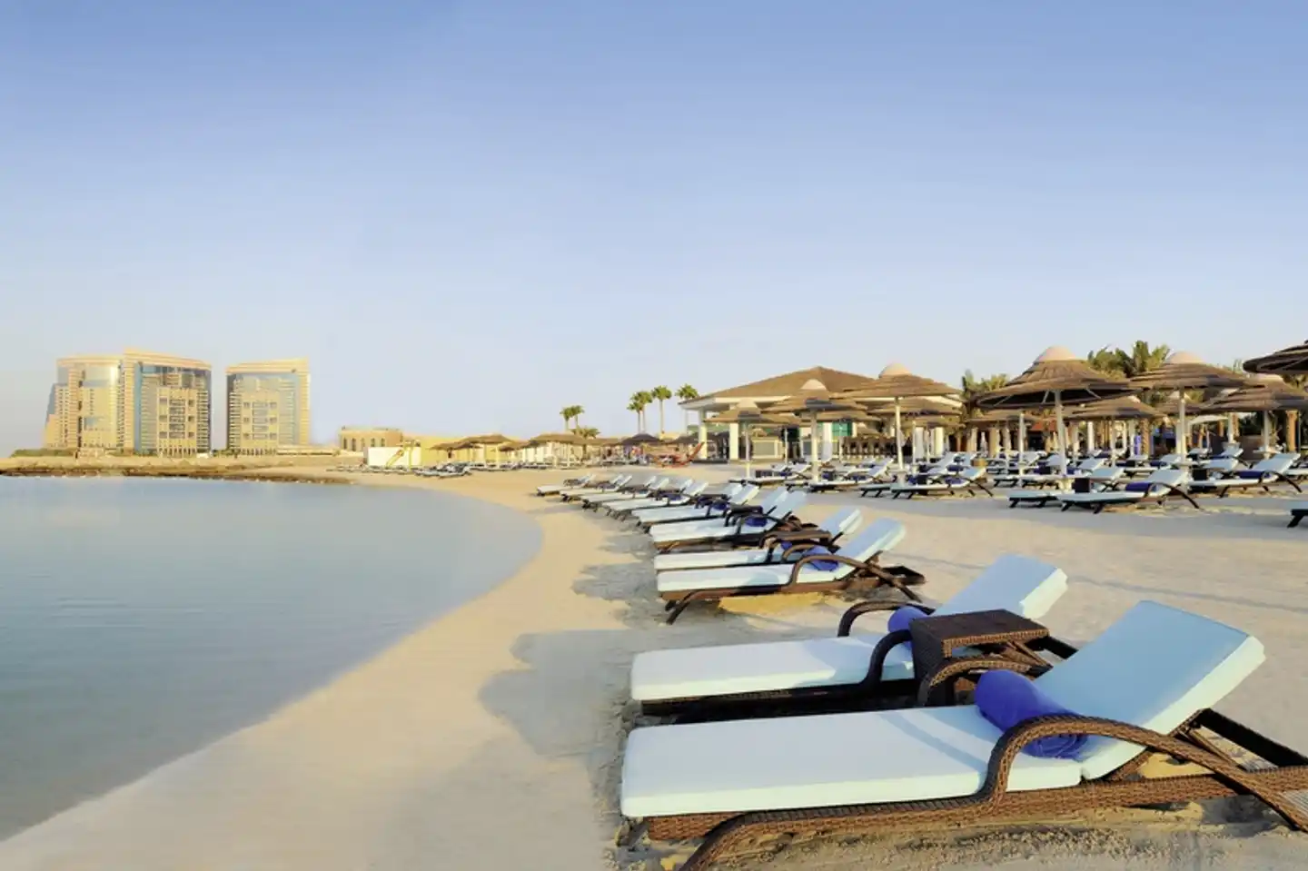 InterContinental Abu Dhabi Strand