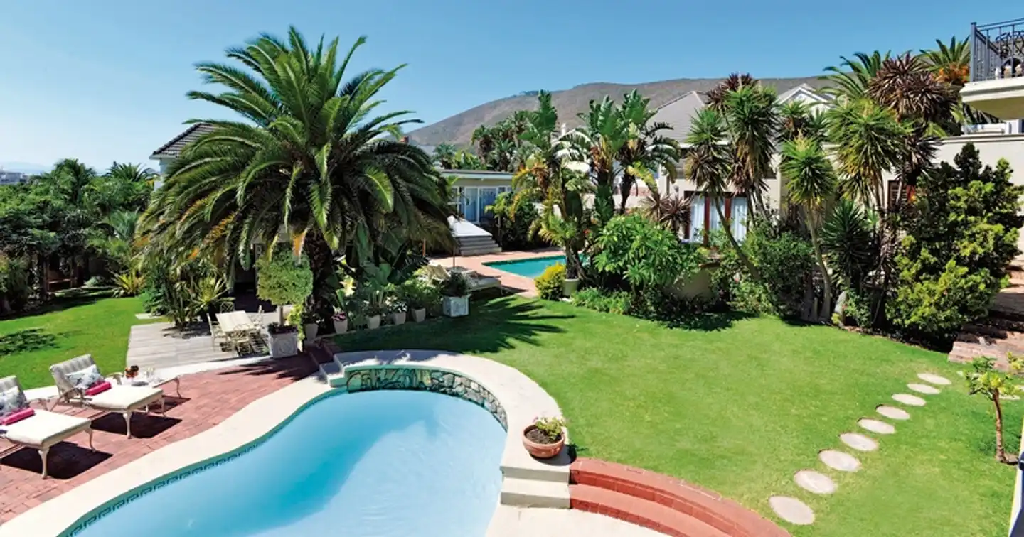 Clarendon Fresnaye Pool