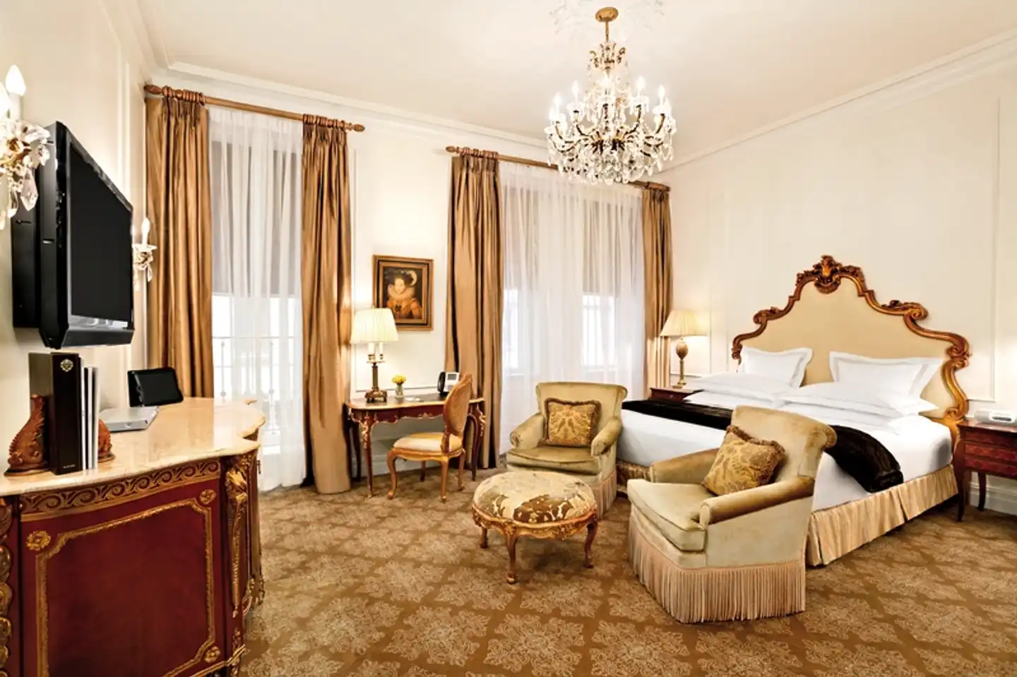 The Plaza, A Fairmont Managed Hotel Wohnbeispiel