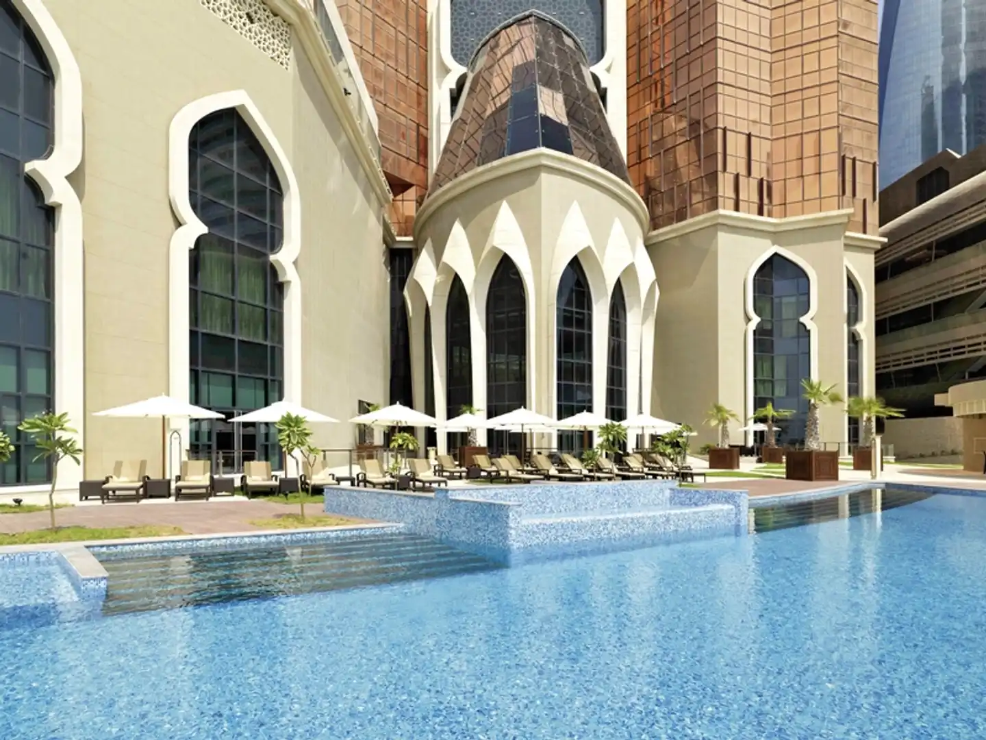 Bab Al Qasr, a Beach Resort & Spa by Millennium Pool