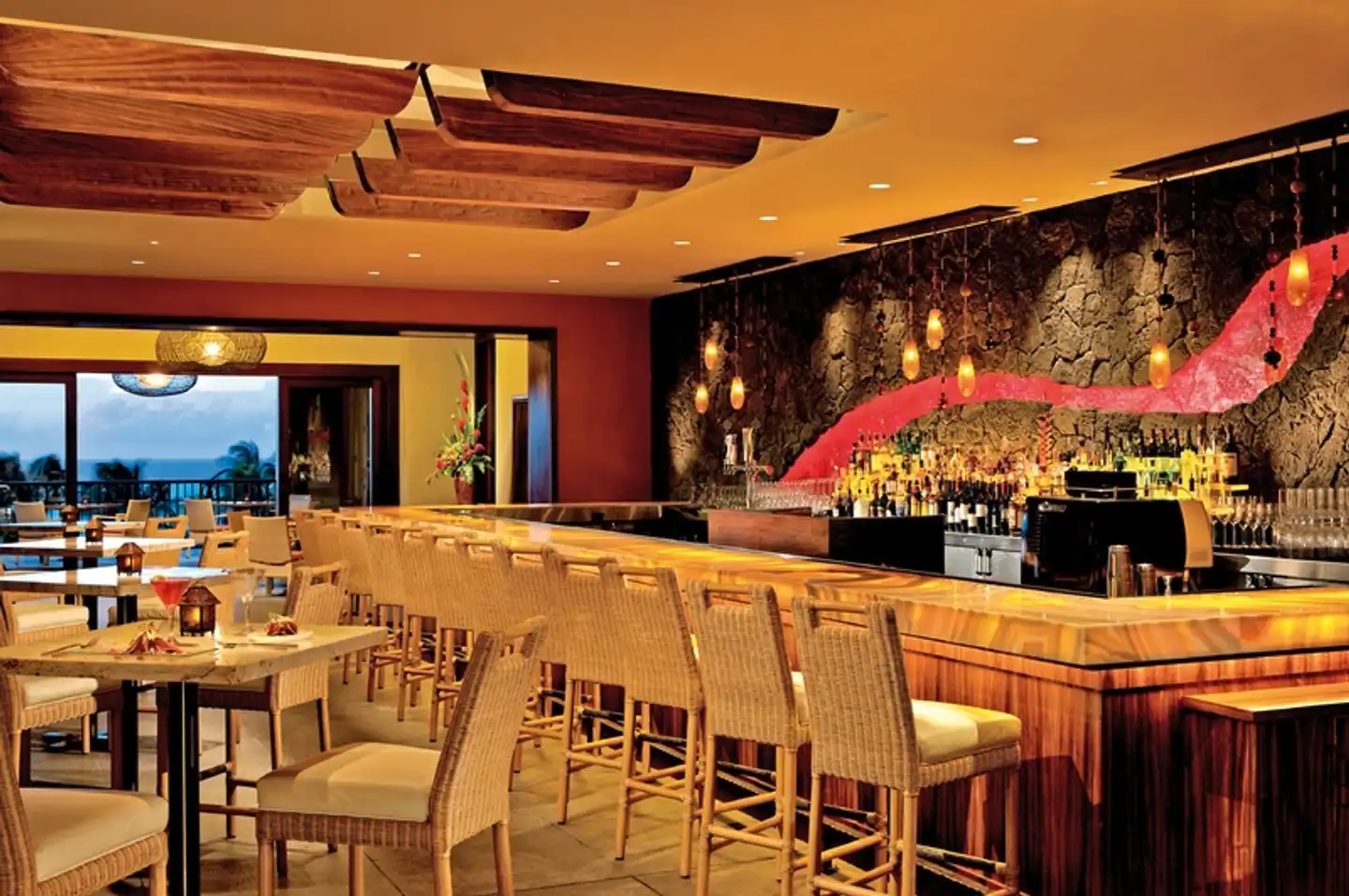 The Ritz-Carlton Maui, Kapalua Bar