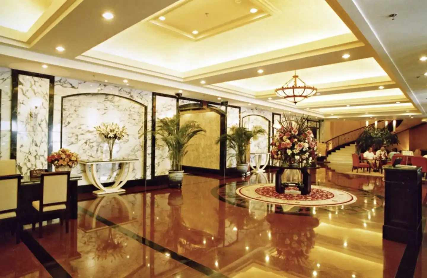 Dong Fang Hotel Lobby