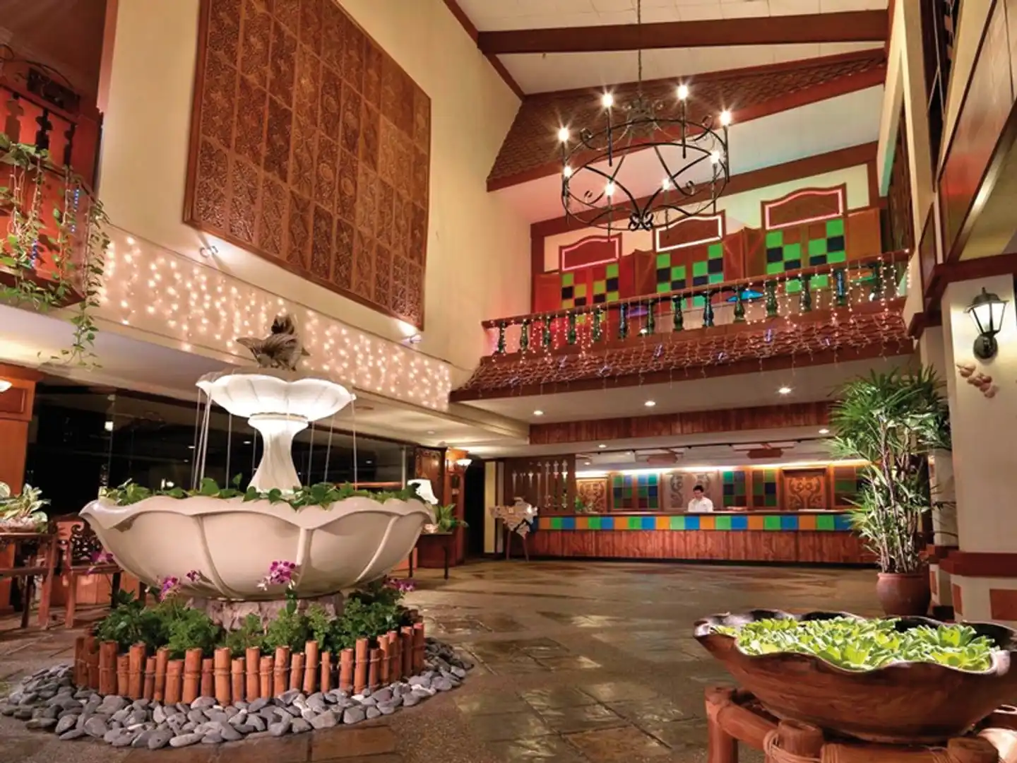 Holiday Villa Beach Resort & Spa Lobby