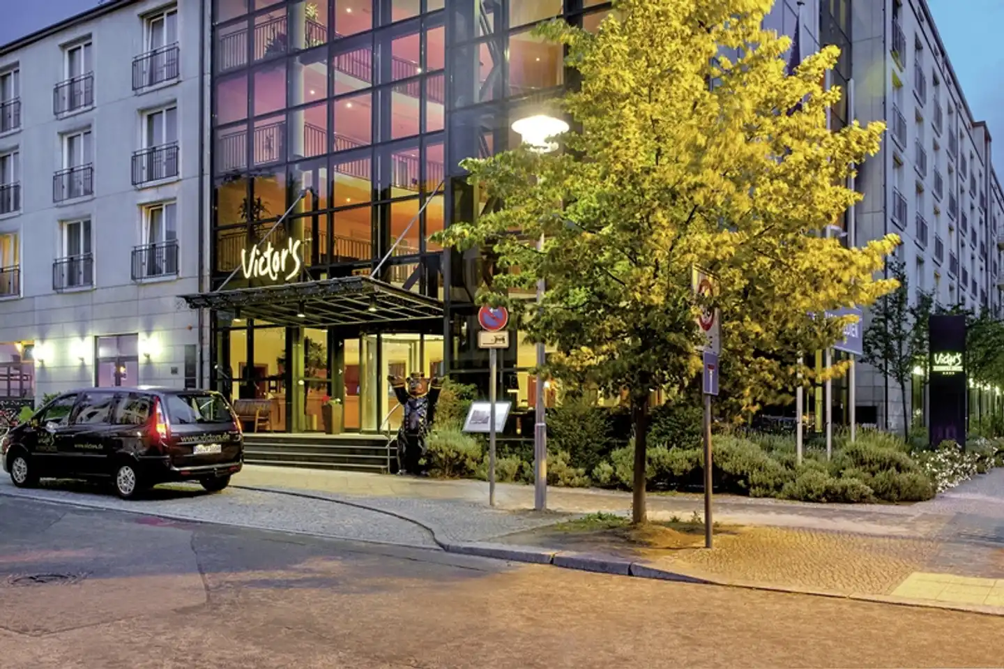 Victor's Residenz-Hotel Berlin Aussenansicht