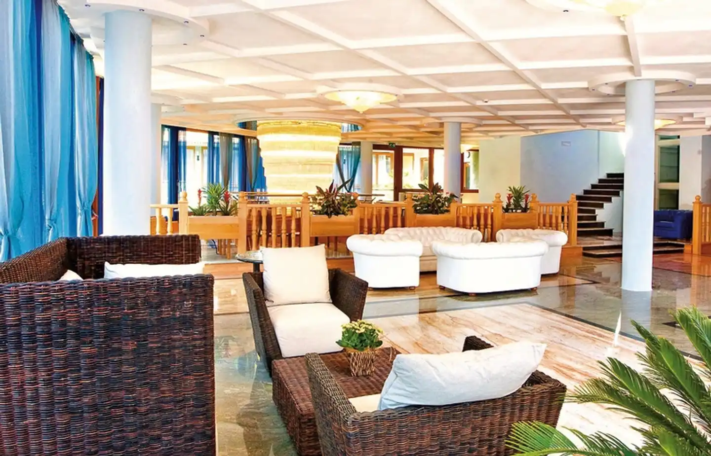 Alexander Lobby