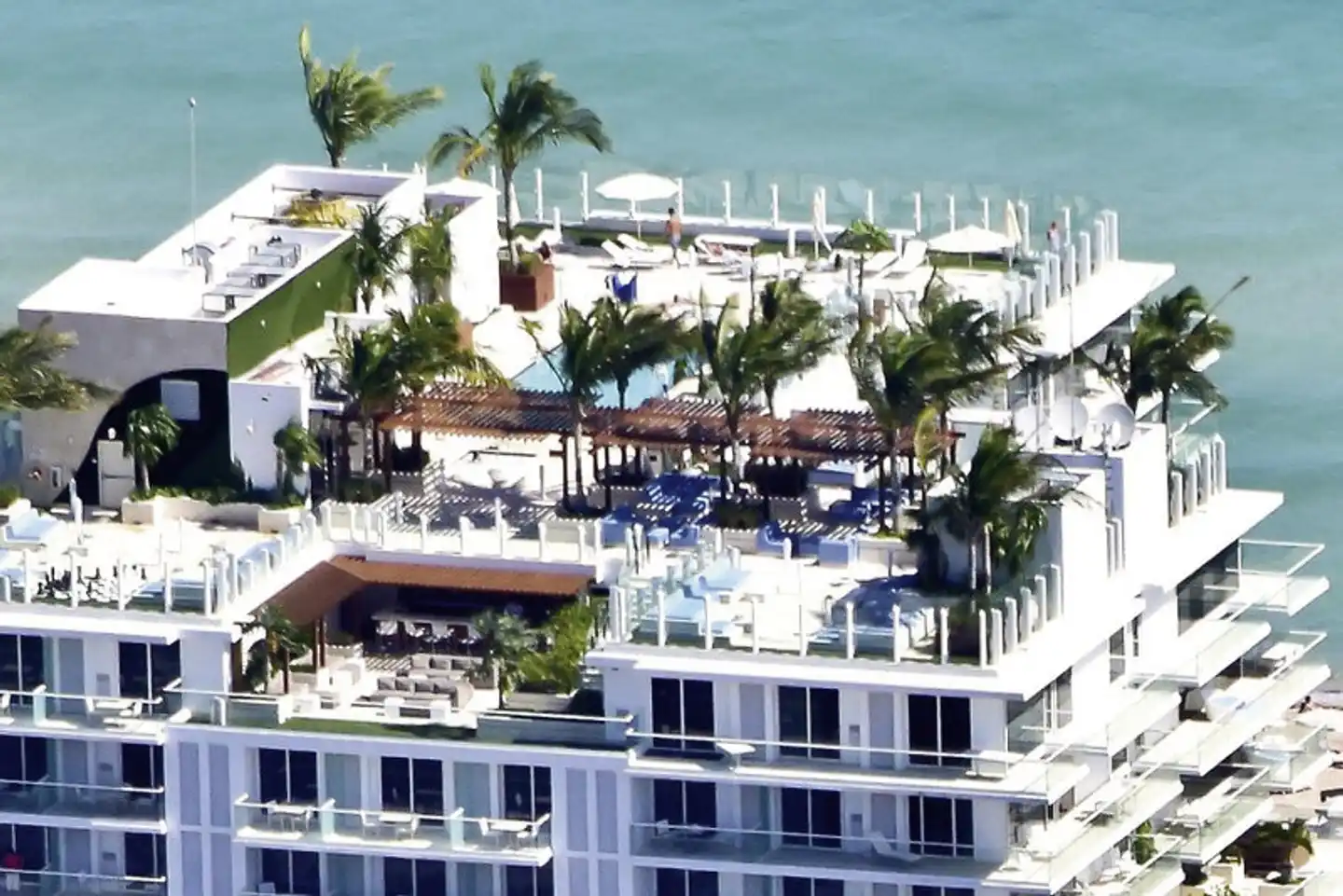Grand Beach Hotel Surfside Aussenansicht