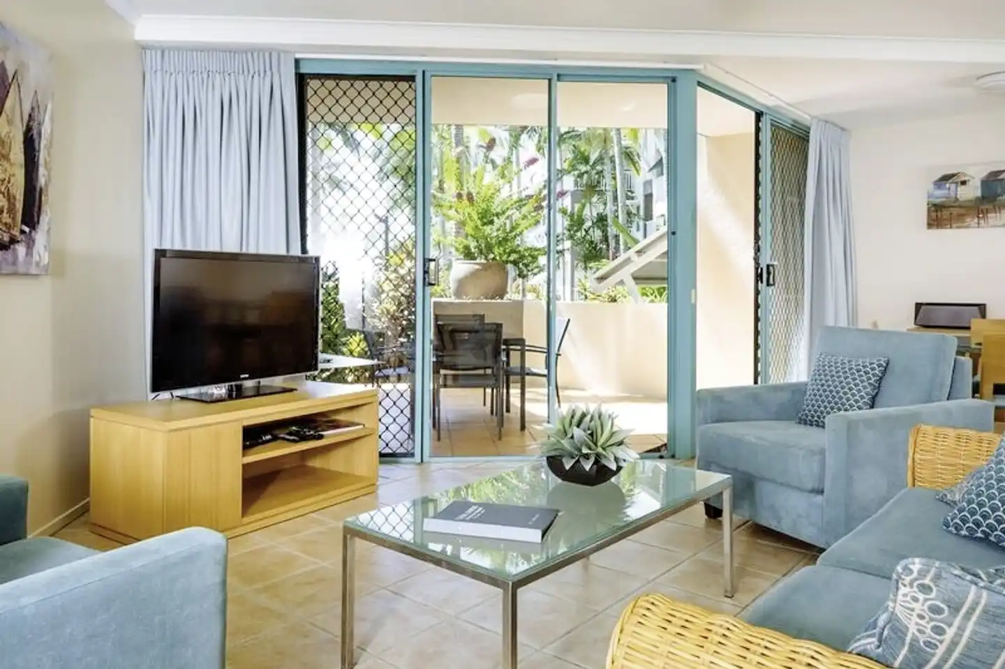 Coral Sands Beachfront Resort Wohnbeispiel