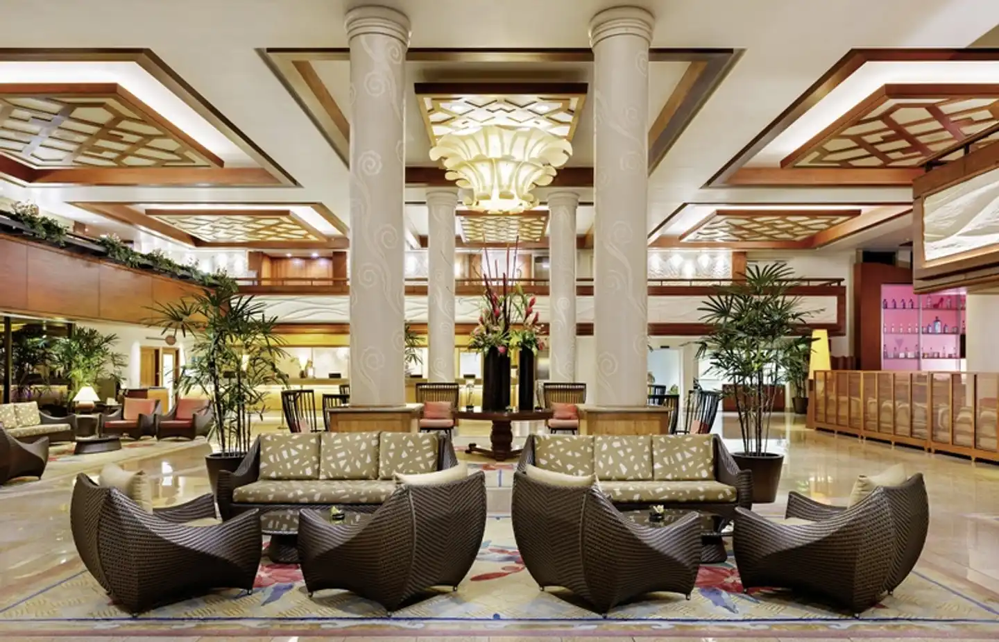 Hilton Waikiki Beach Lobby