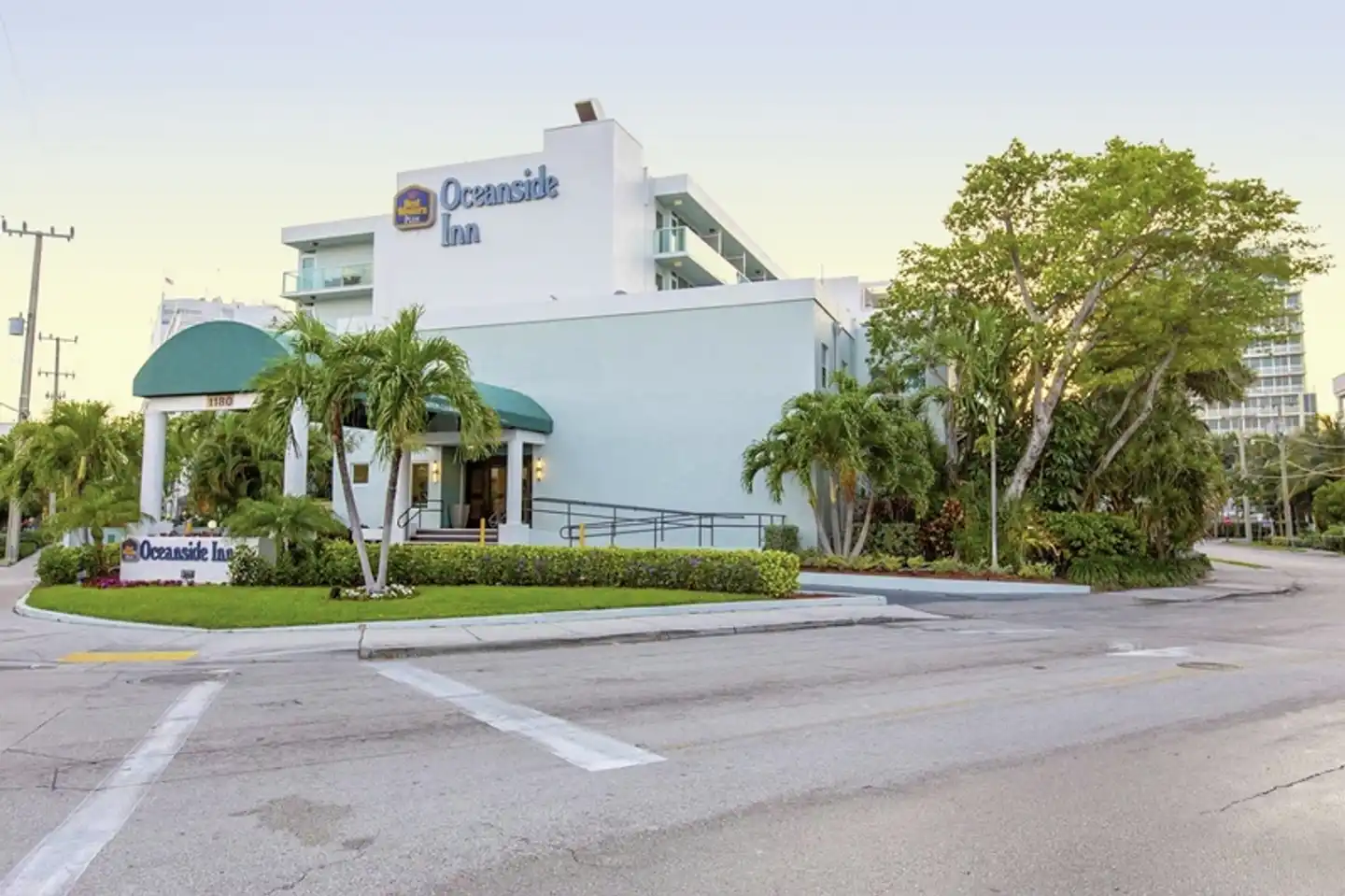Best Western Plus Oceanside Inn Aussenansicht