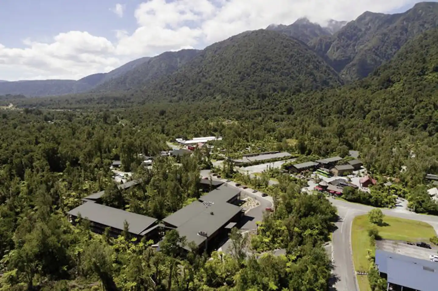 Legacy Te Waonui Hotel Franz Josef Landschaft