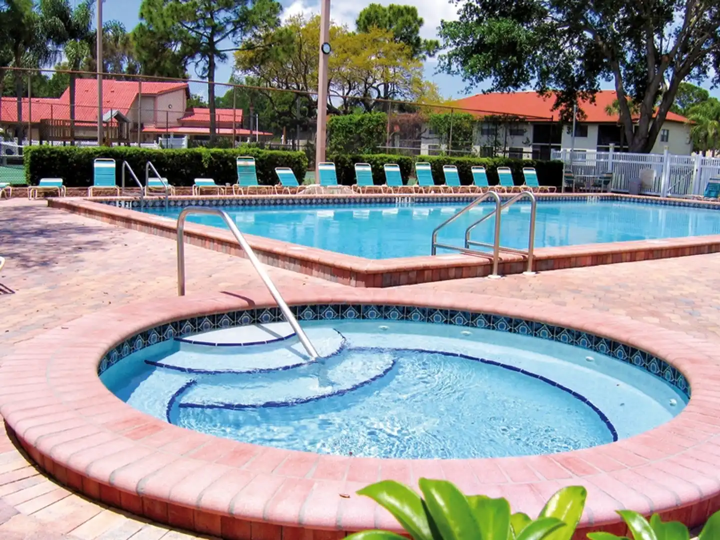 Shorewalk Vacation Villas Pool