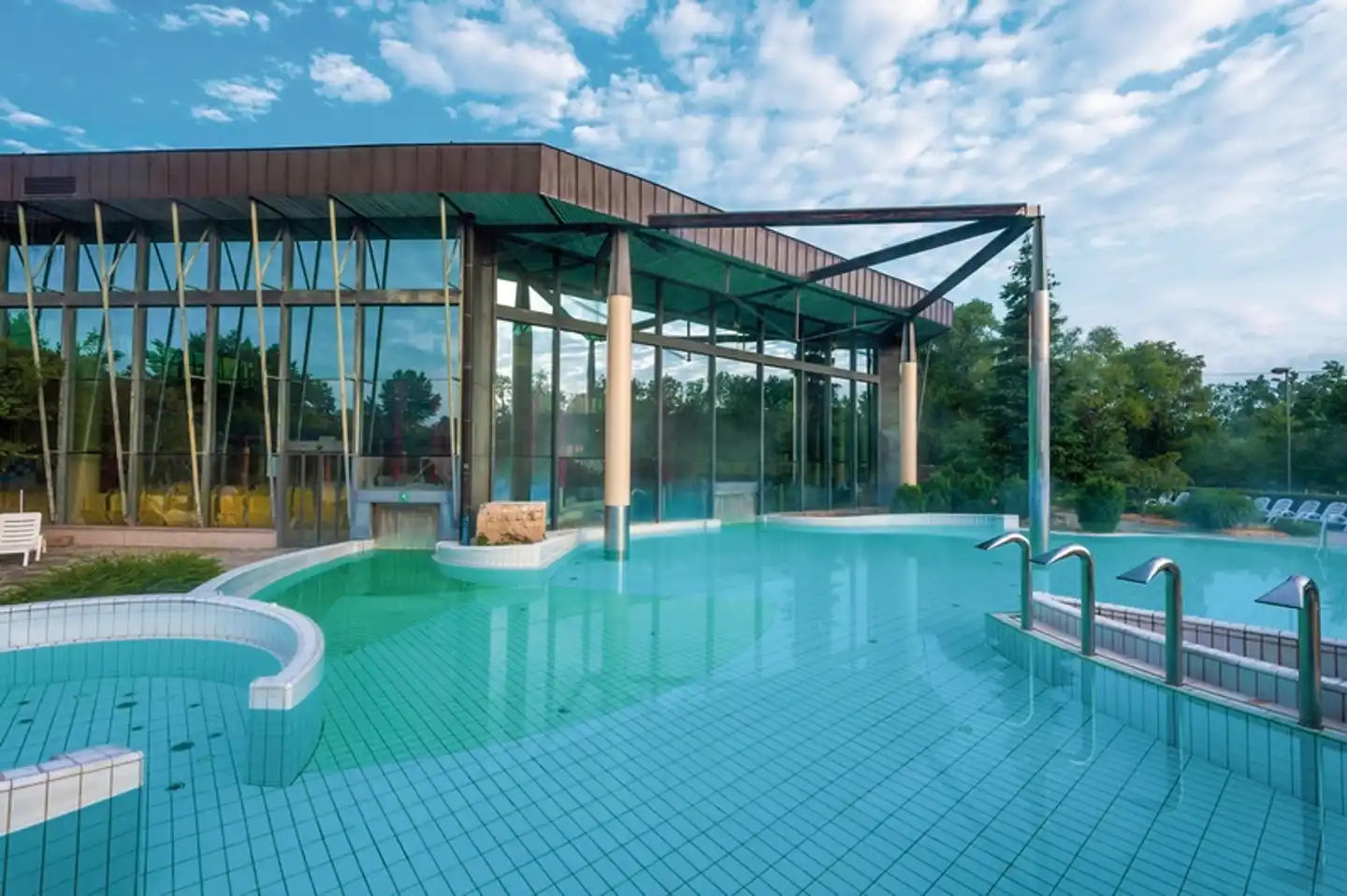 Radin Pool