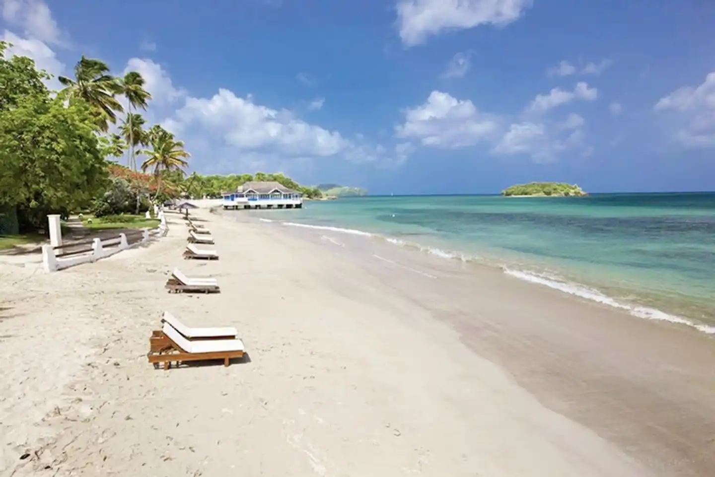 Sandals Halcyon Beach St. Lucia Strand