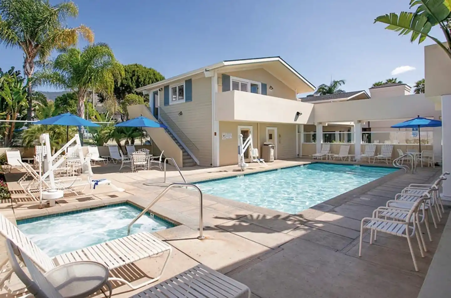 Sandpiper Lodge Pool