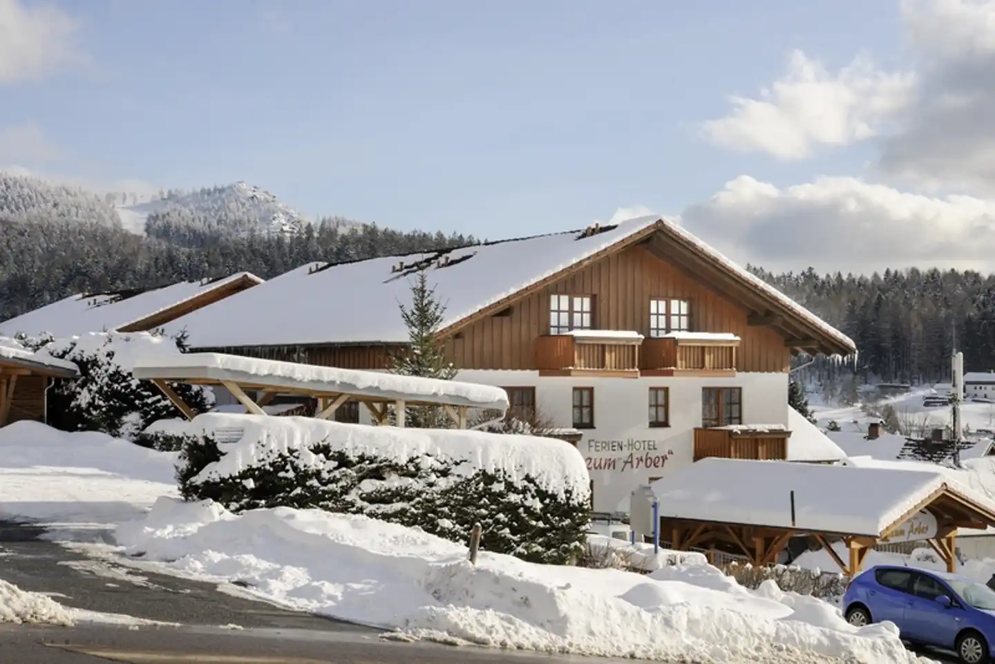 Ferien- und Aktivhotel zum Arber Aussenansicht