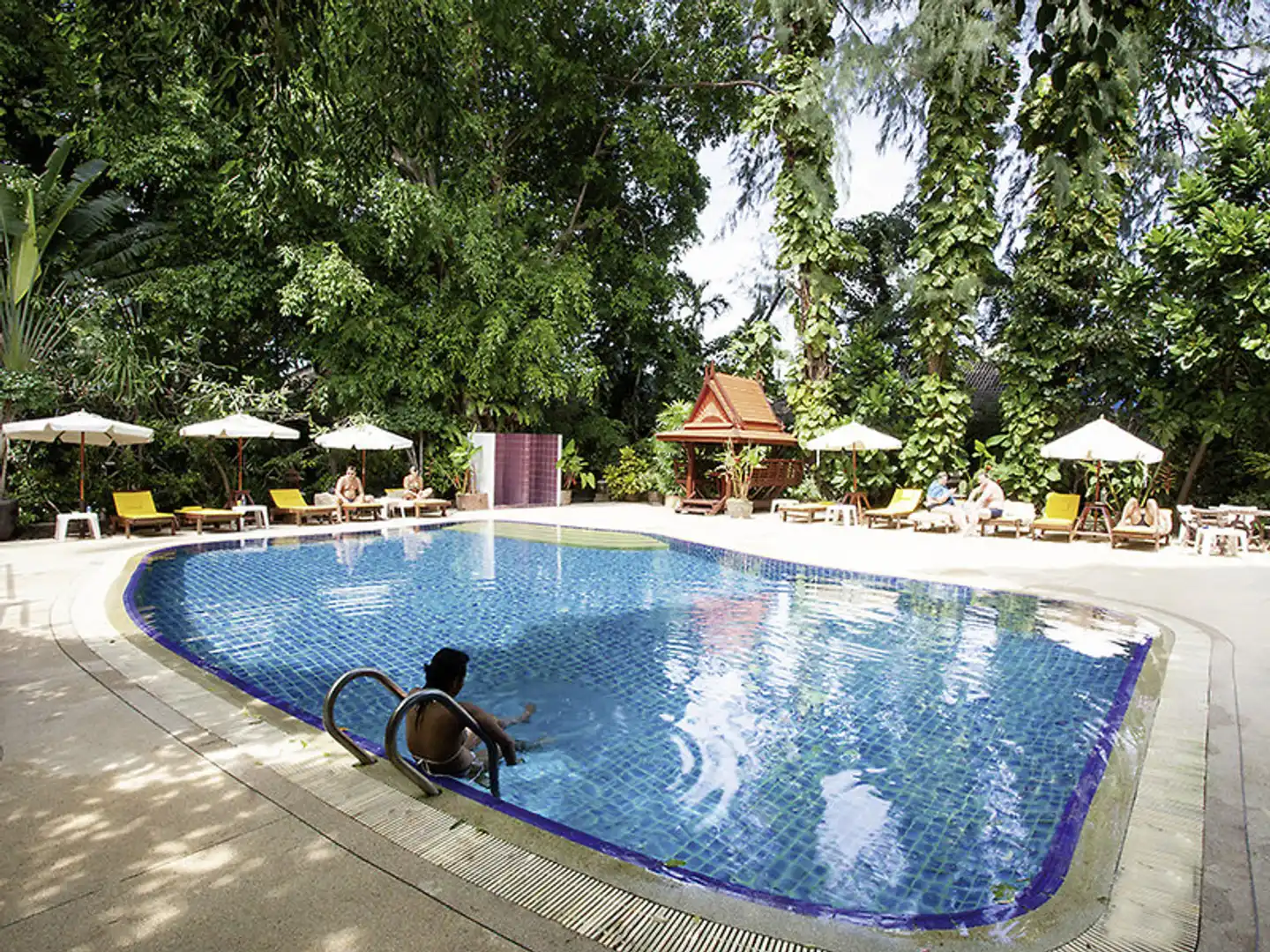 Tropica Bungalows Pool